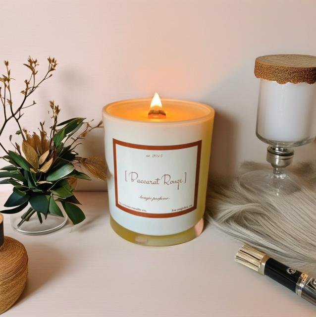 White Jar Soy Candle  -  2 sizes- Wood Wick
